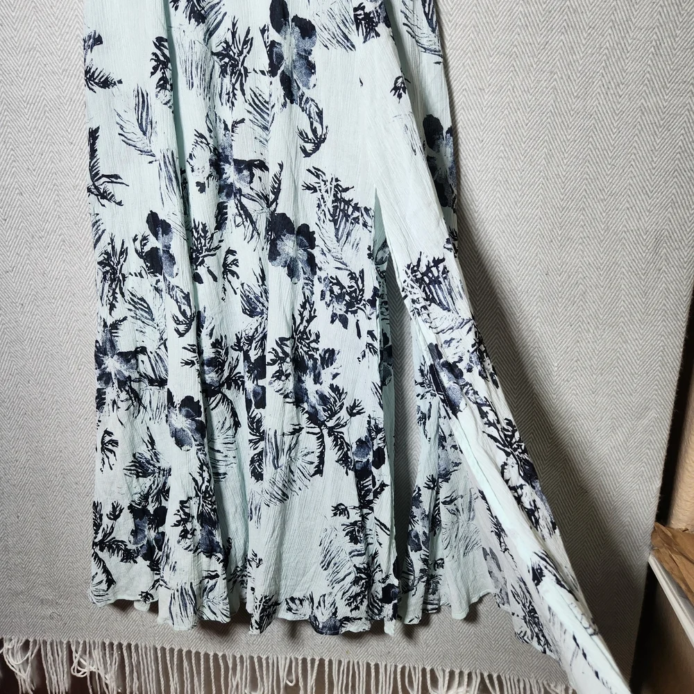 Free People Strappy Cutout Sun Dress Elegant Floral Halter Size Large - Picture 14 of 15